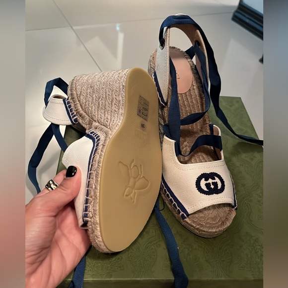 WOMEN'S ESPADRILLE WITH RIBBON TIE - Picture 5 of 6